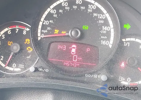 2013 Volkswagen Beetle 2.5L Entry z USA, uszkodzony, nr VIN 3VWFP7AT8DM661203